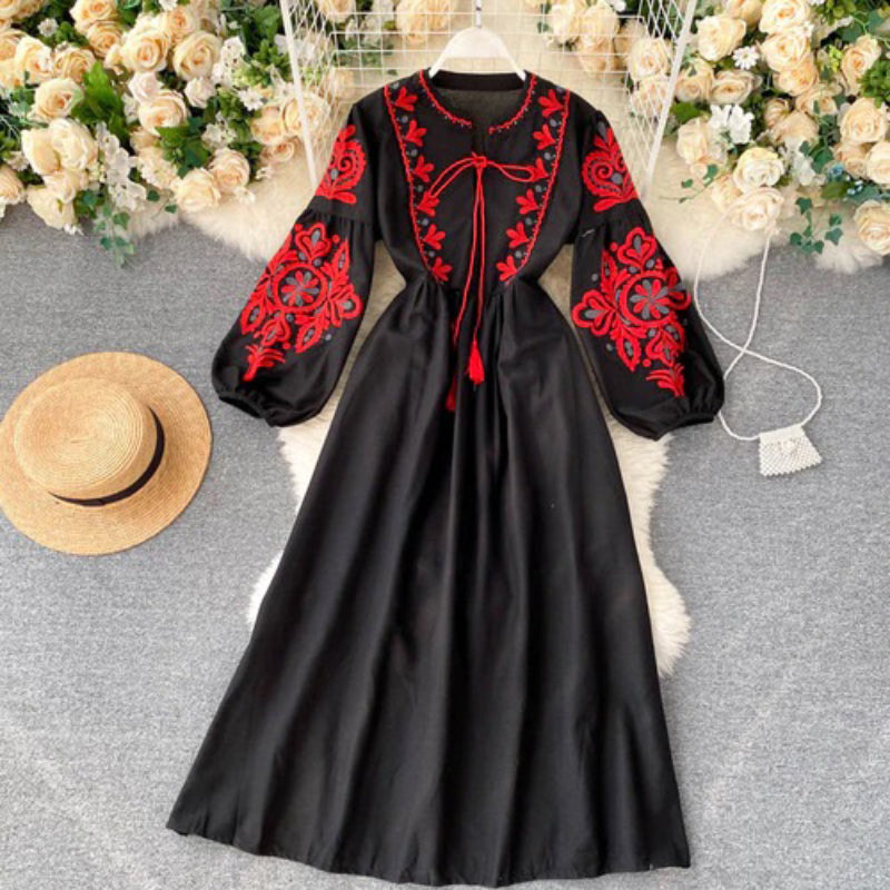 Bohemian Embroidered Flower Lantern Sleeve Dress