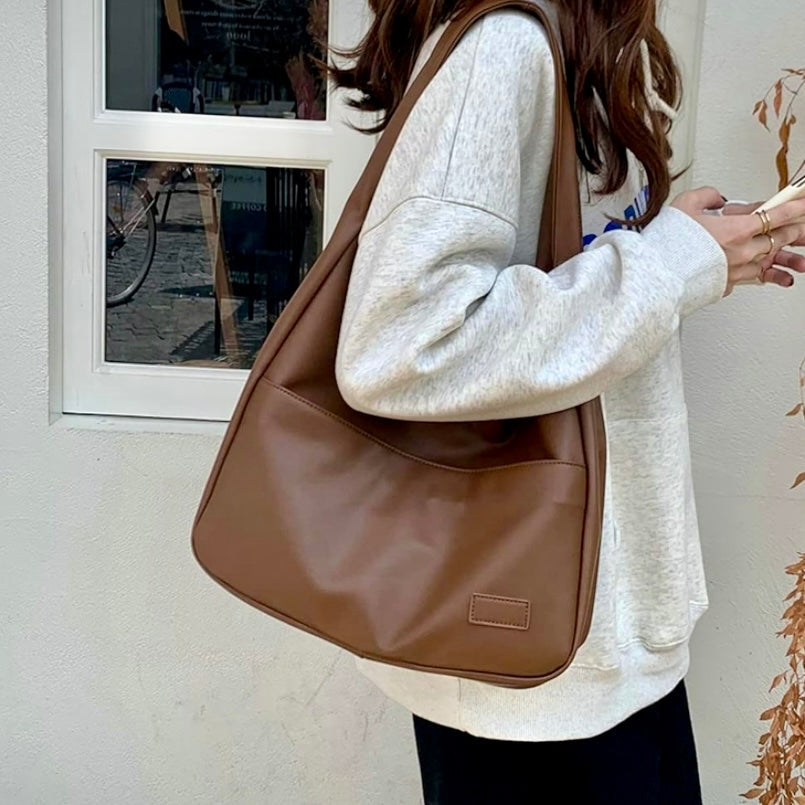 Henia | Leather Shoulder Bag – Spacious and Stylish for Women