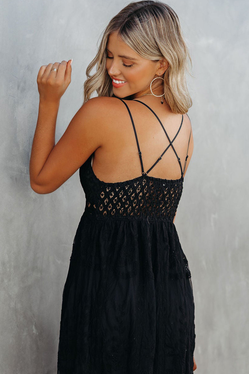 Black Lace Crisscross Backless Maxi Dress