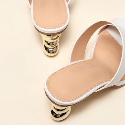 Isla Couture - Elegant sandals with heel and square toe