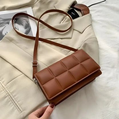 Leather Shoulder Bag | Luxurious Square Style