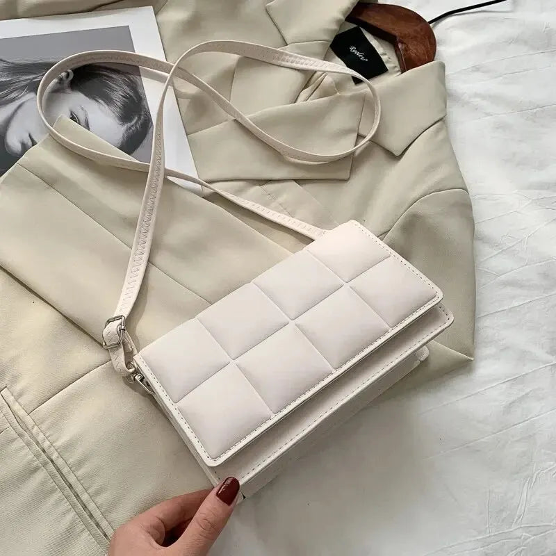 Leather Shoulder Bag | Luxurious Square Style